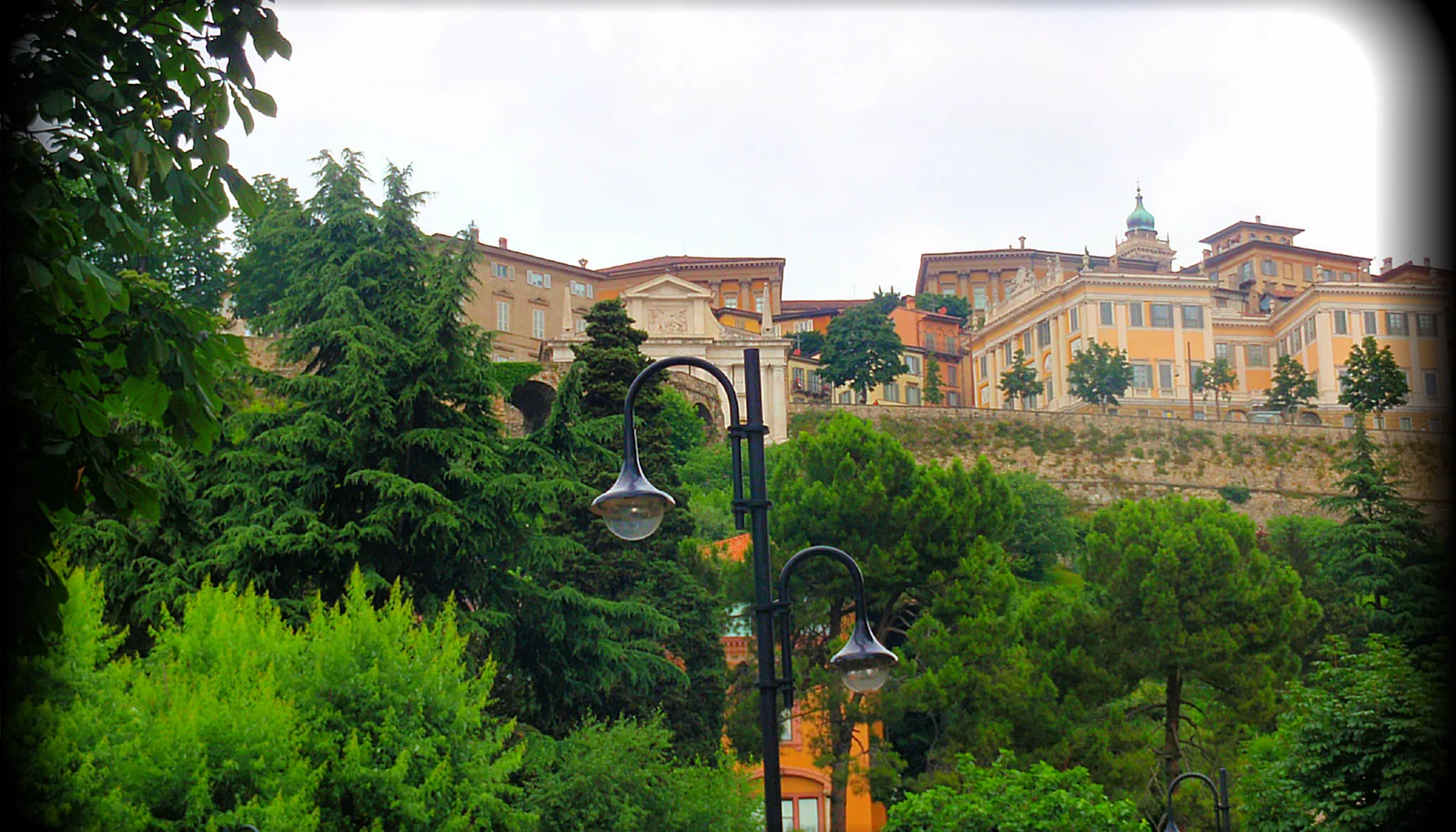 Cover Homeflow: Vivere a Borgo Palazzo: guida al quartiere Bergamo