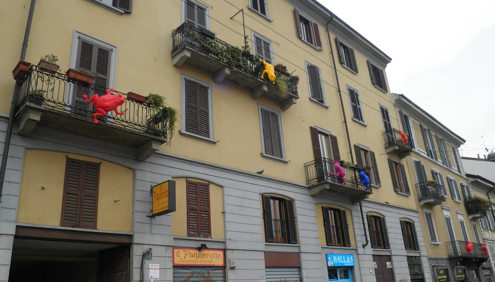 Cover Homeflow: Vivere a Navigli: guida al quartiere Milano